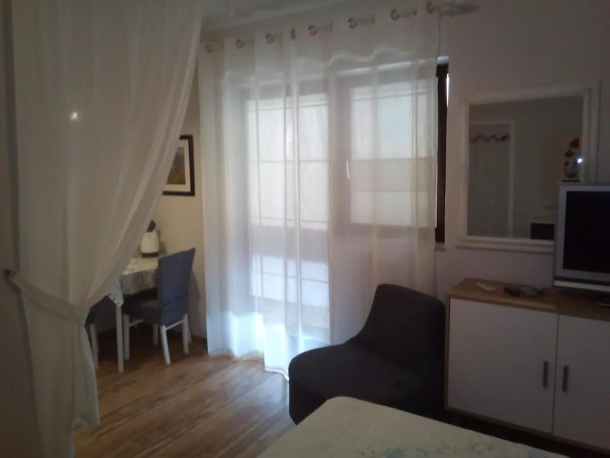 Apartments Maris Porec 0*,  Croatia